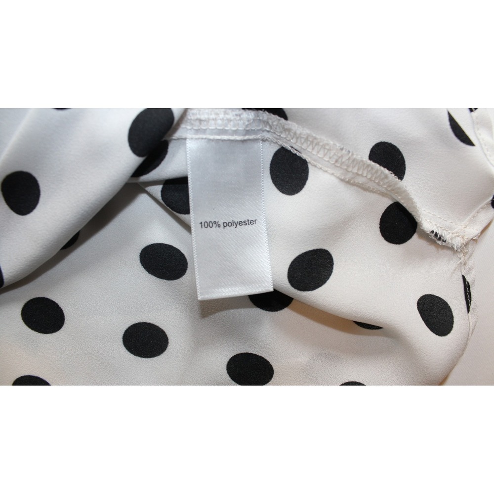 Maurices Womens 3X Polka Dot Blouse White Black Short Sleeve Back Zip Top - Picture 3 of 7